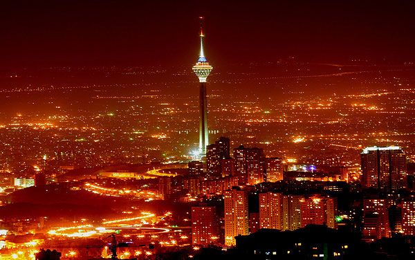 آلودگی نوری شهر تهران از نمای دور