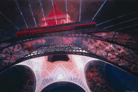 نمای زیرین نورپردازی برج ایفل